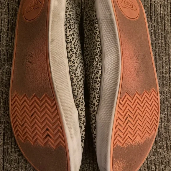 Roxy Black and White Leopard Print Sneakers - Picture 2 of 5